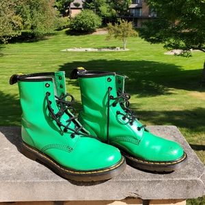 DMs vinyl bright green boots US9/UK7